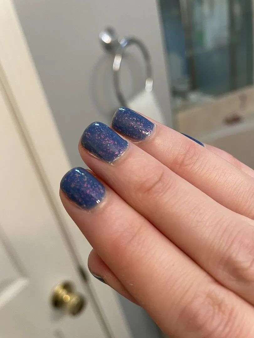 Cirque Colors Cool Blast nagellack ljusblå jelly