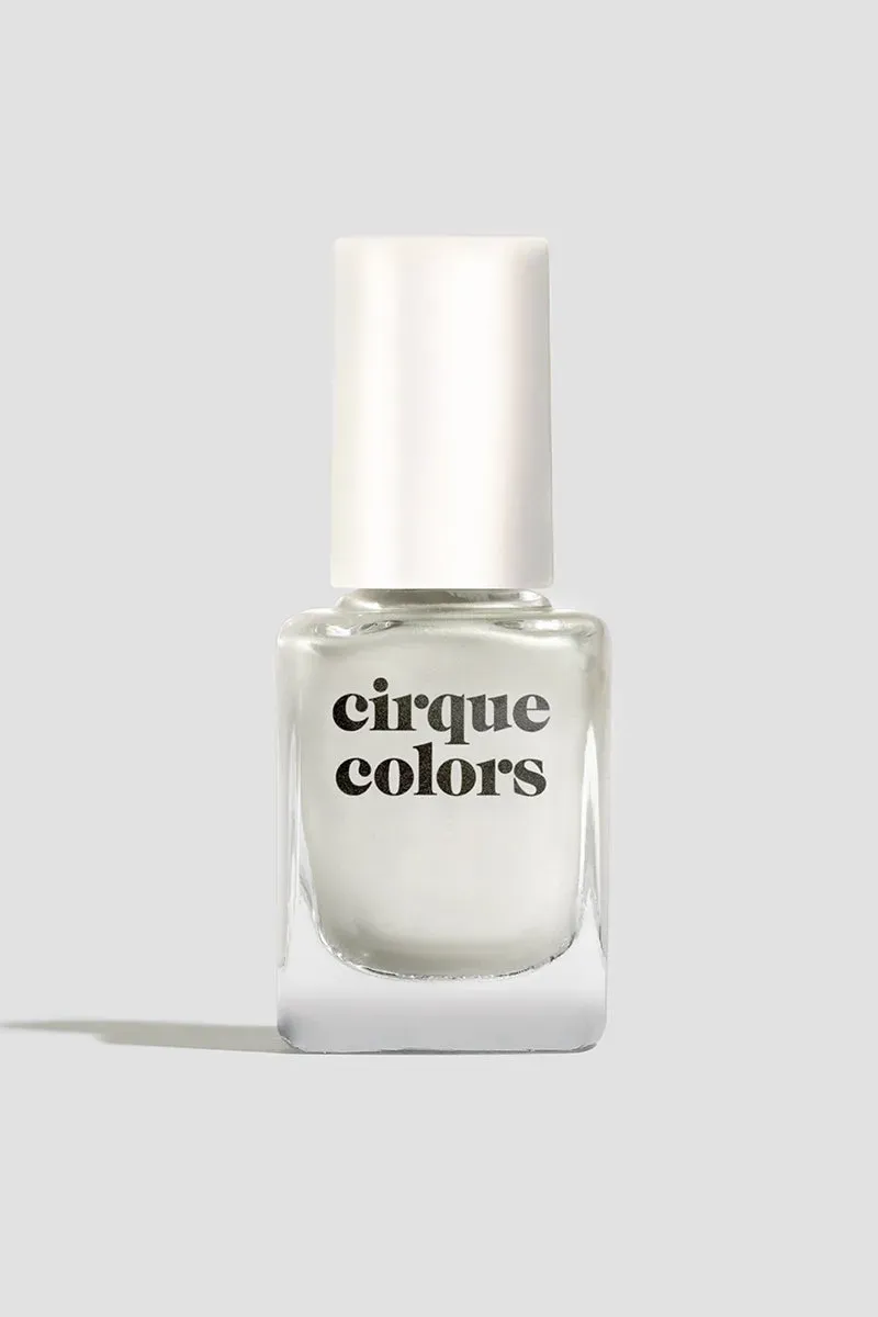 Cirque Colors Sylph nagellack vit pärlglans