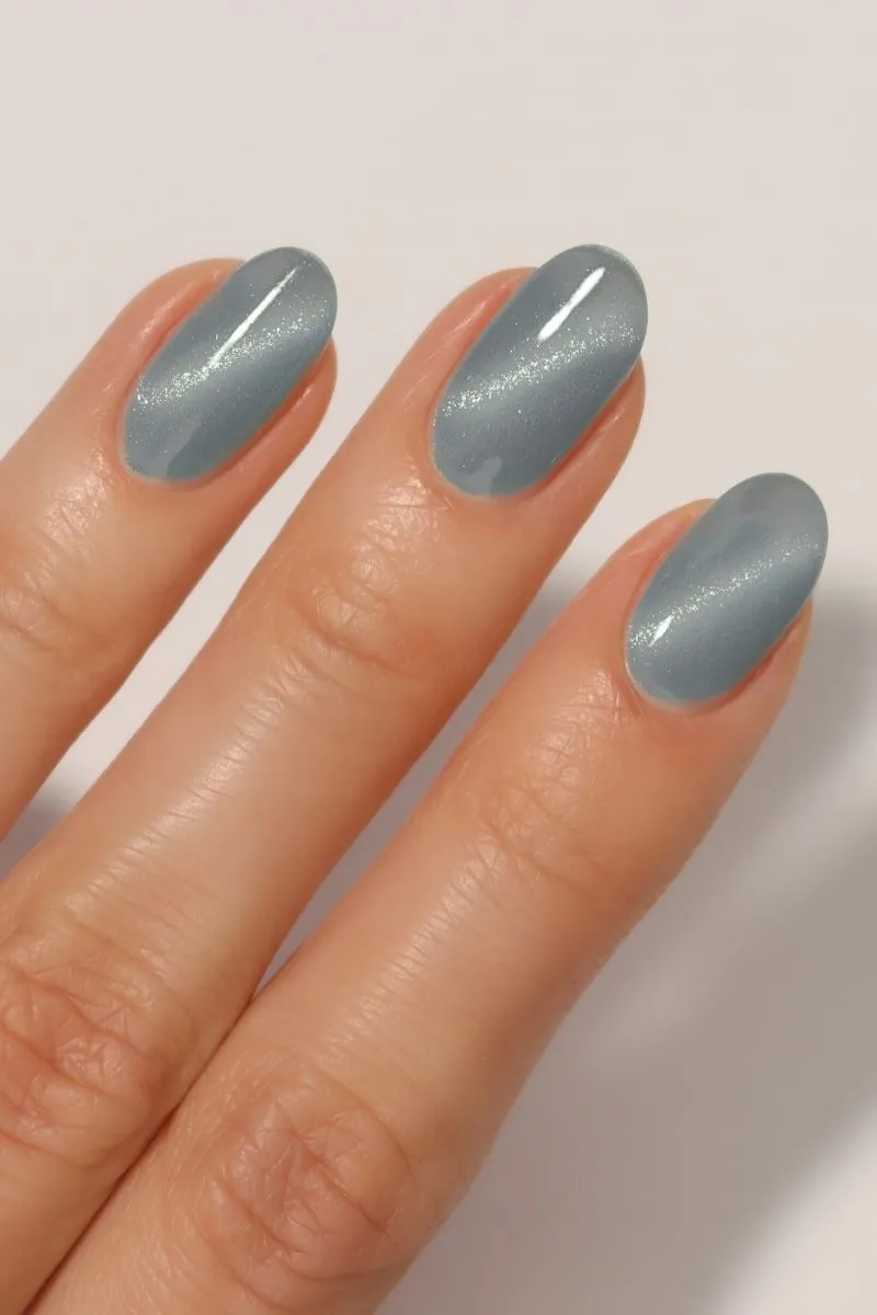 Cirque Colors Phantasm magnetlack ljus seafoam