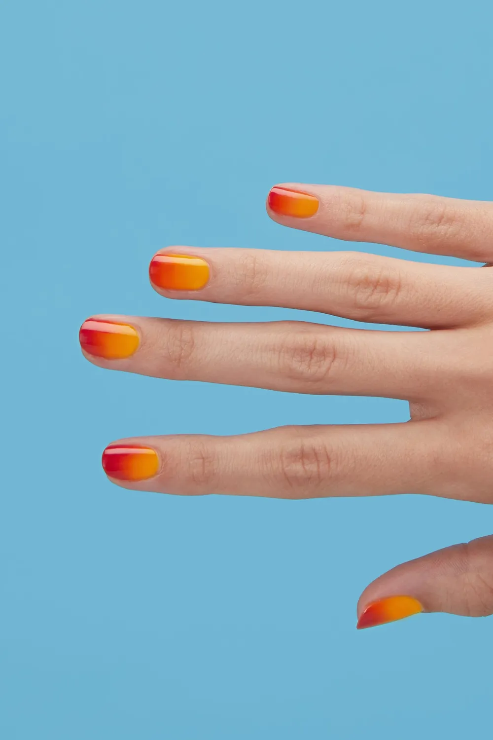 Cirque Colors Tequila Sunrise nagellack termisk matt
