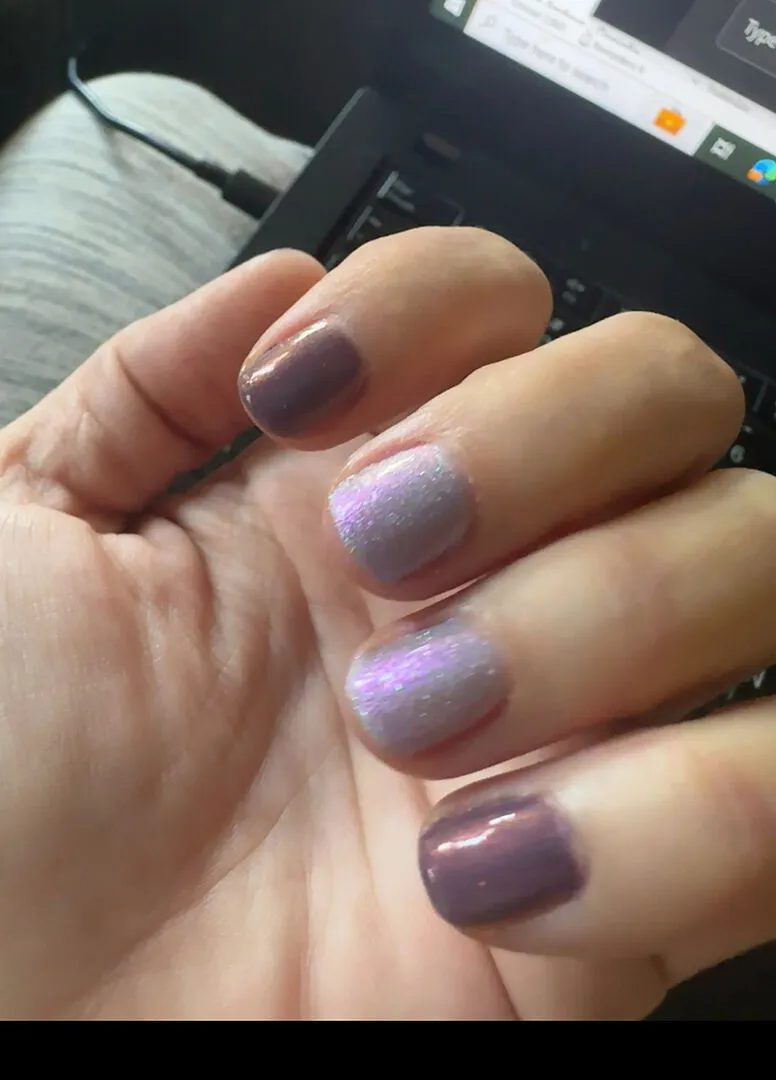 Cirque Colors Wildflowers nagellack lila shimmer