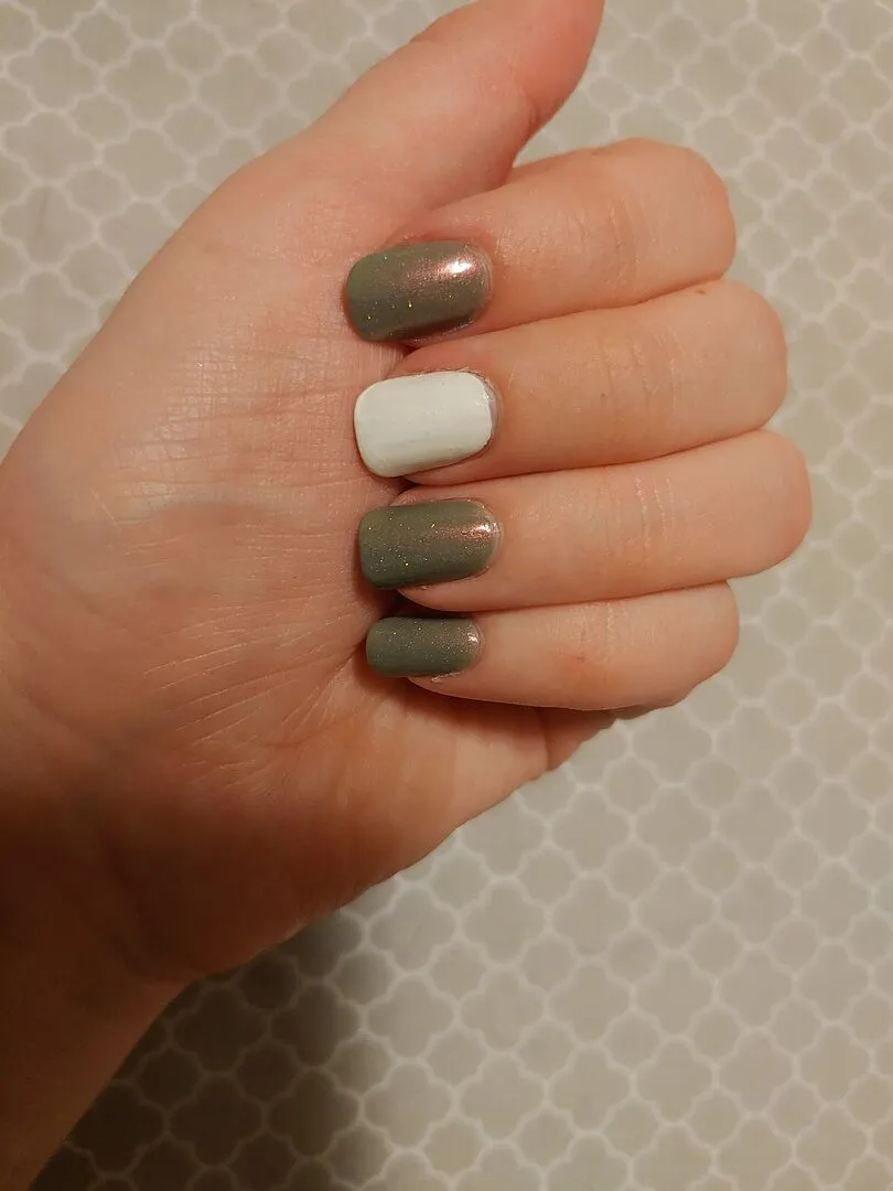 Cirque Colors Carpe Diem nagellack vit kräm