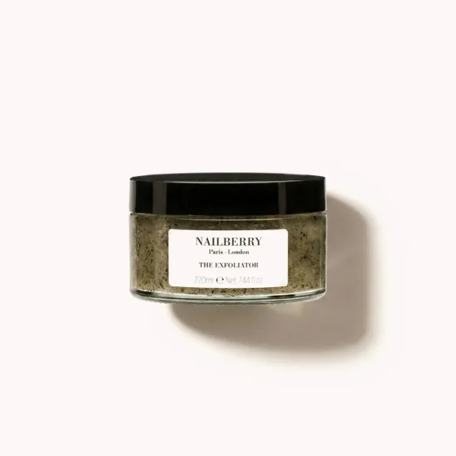 Nailberry The Exfoliator bodyscrub 220 ml socker
