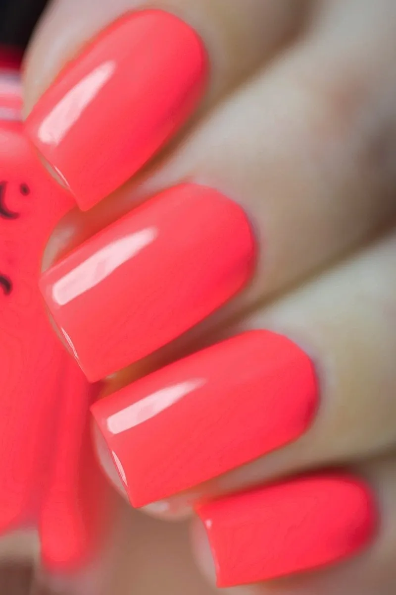 Cirque Colors Vice Boozy Brunch nagellack korallneon