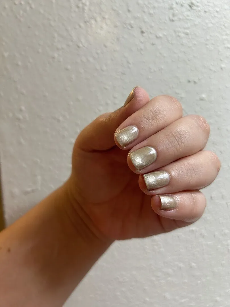 Cirque Colors Mother of Pearl nagellack magnetisk pärlemor