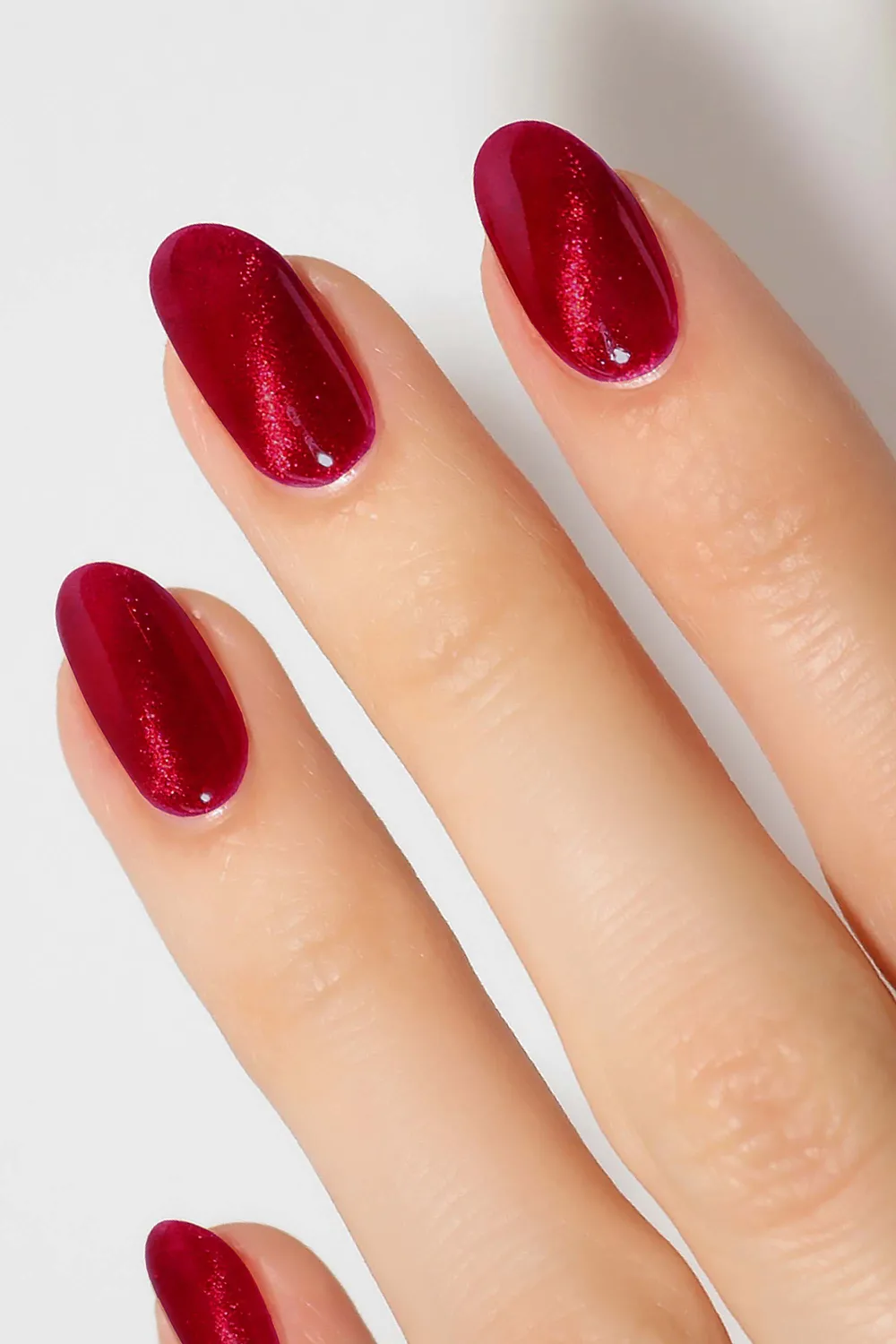 Cirque Colors Ruby Slipper magnetlack mörkröd