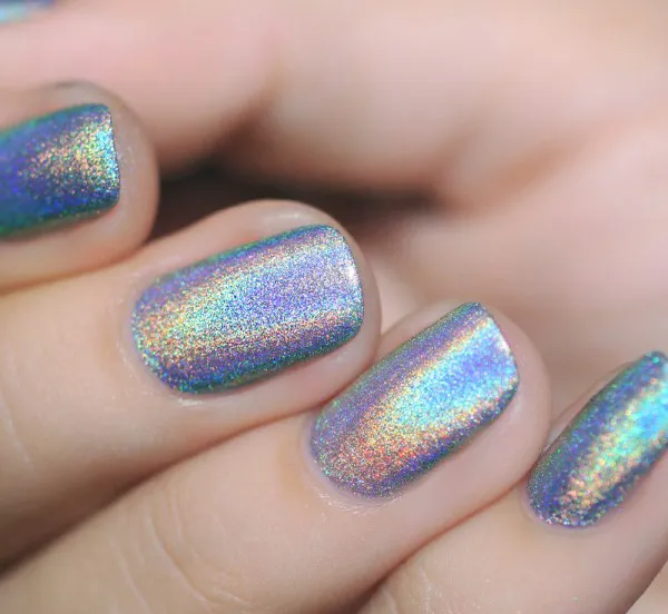 ILNP MEGA nagellack silver holografiskt