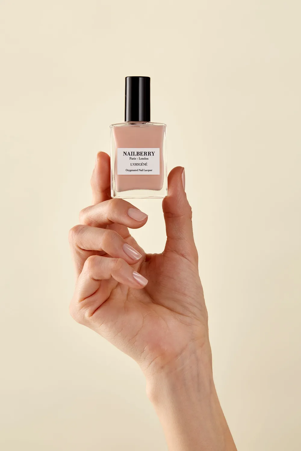 Nailberry A Touch Of Powder nagellack 14 ml nude sheer