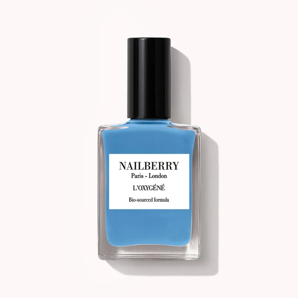 Nailberry Mistral Breeze nagellack pastellblå 14 ml opak