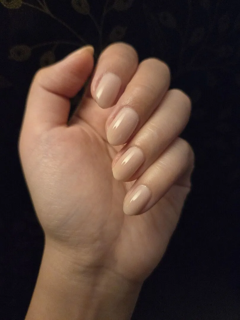 Cirque Colors Chiffon nagellack ljusrosa sheer