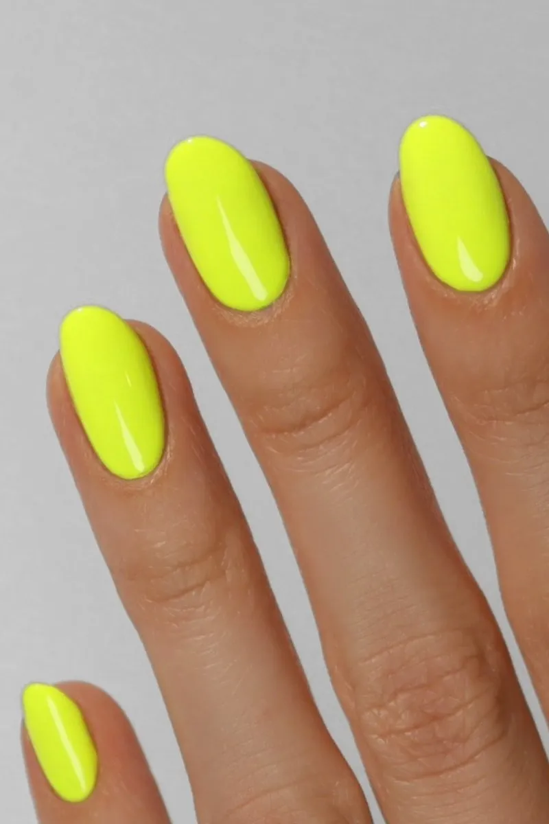 Cirque Colors Vice Suninn nagellack gul neon