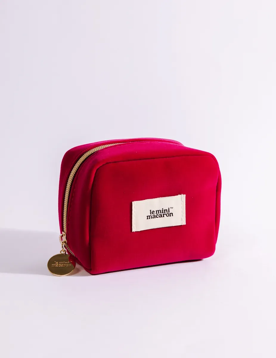 Le Mini Macaron Red Velvet necessär liten röd sammet