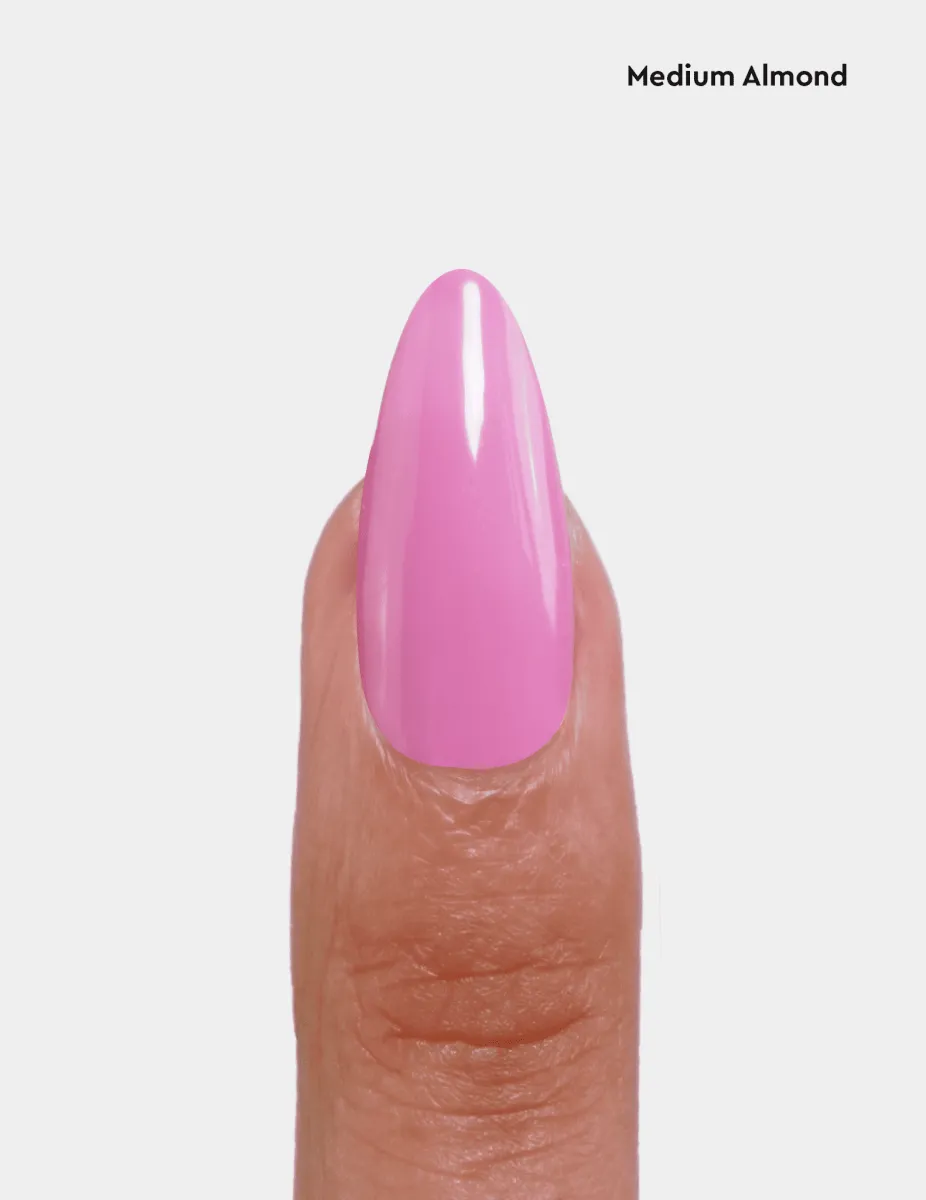 Le Mini Macaron Soft Gel Tips Medium Almond klara
