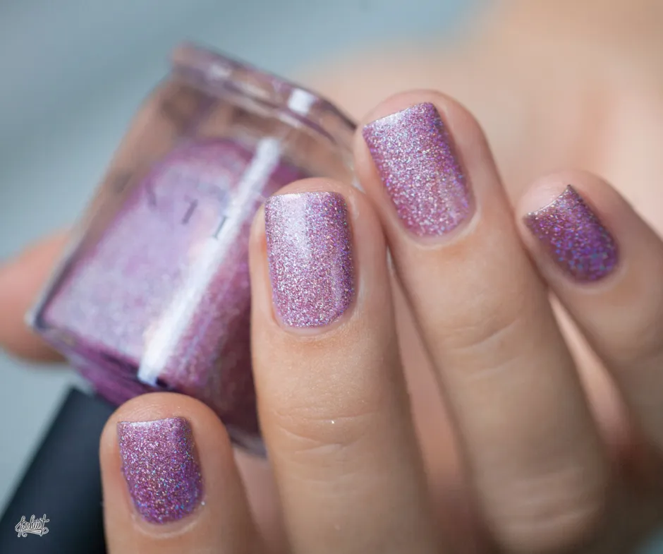 ILNP Dream Girl nagellack ljuslila stark holo