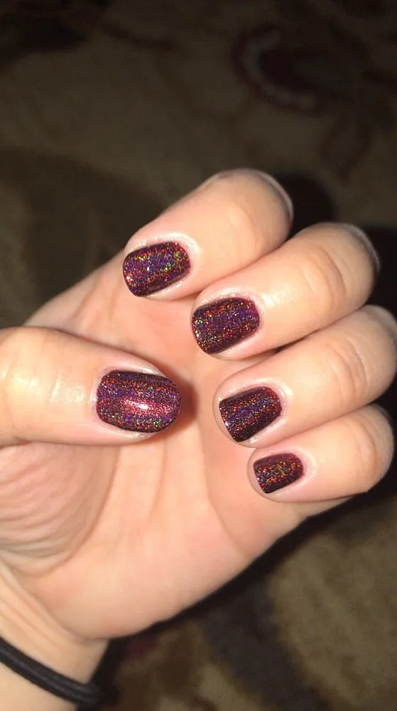Cirque Colors Ambrosia nagellack holografisk röd