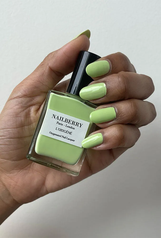 Nailberry Pistachi-Oh! nagellack pistagegrön 15 ml