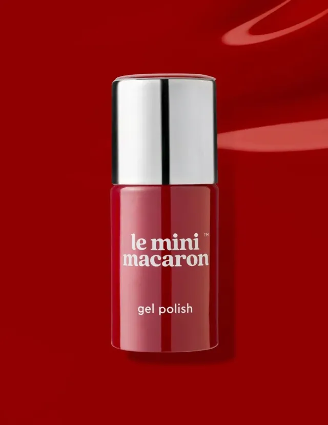 Le Mini Macaron Pomegranate gellack mörkröd