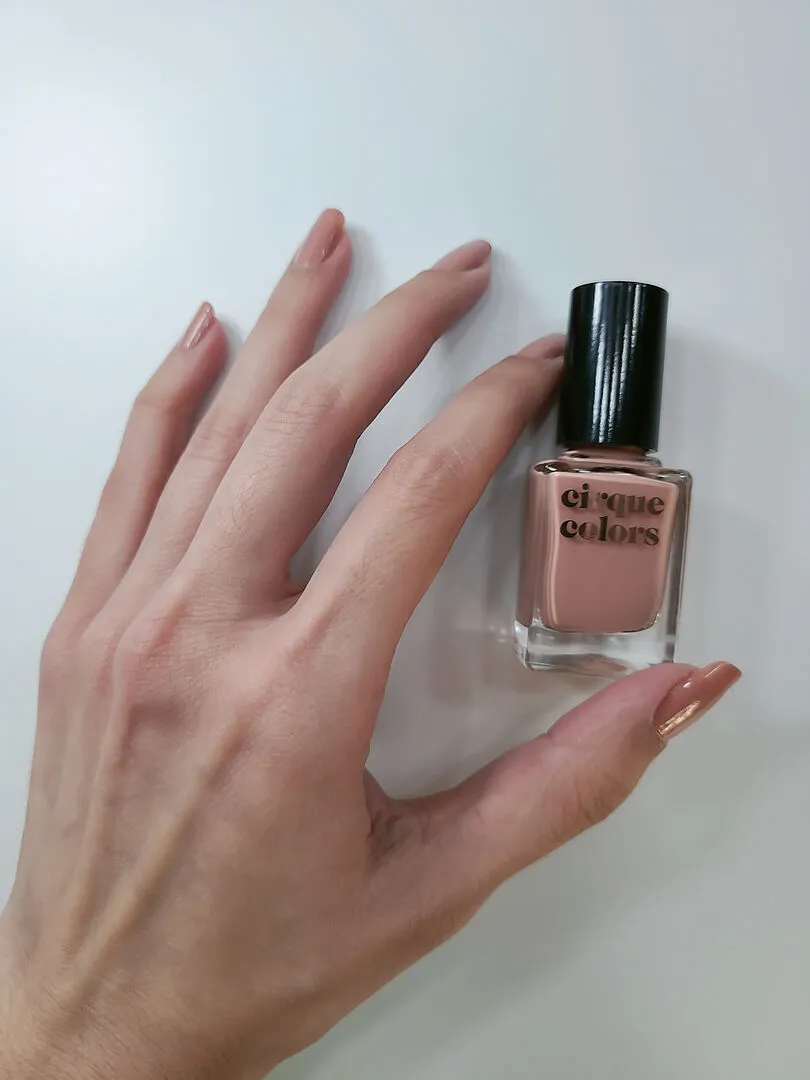 Cirque Colors Fast Fashion nagellack terracotta nude