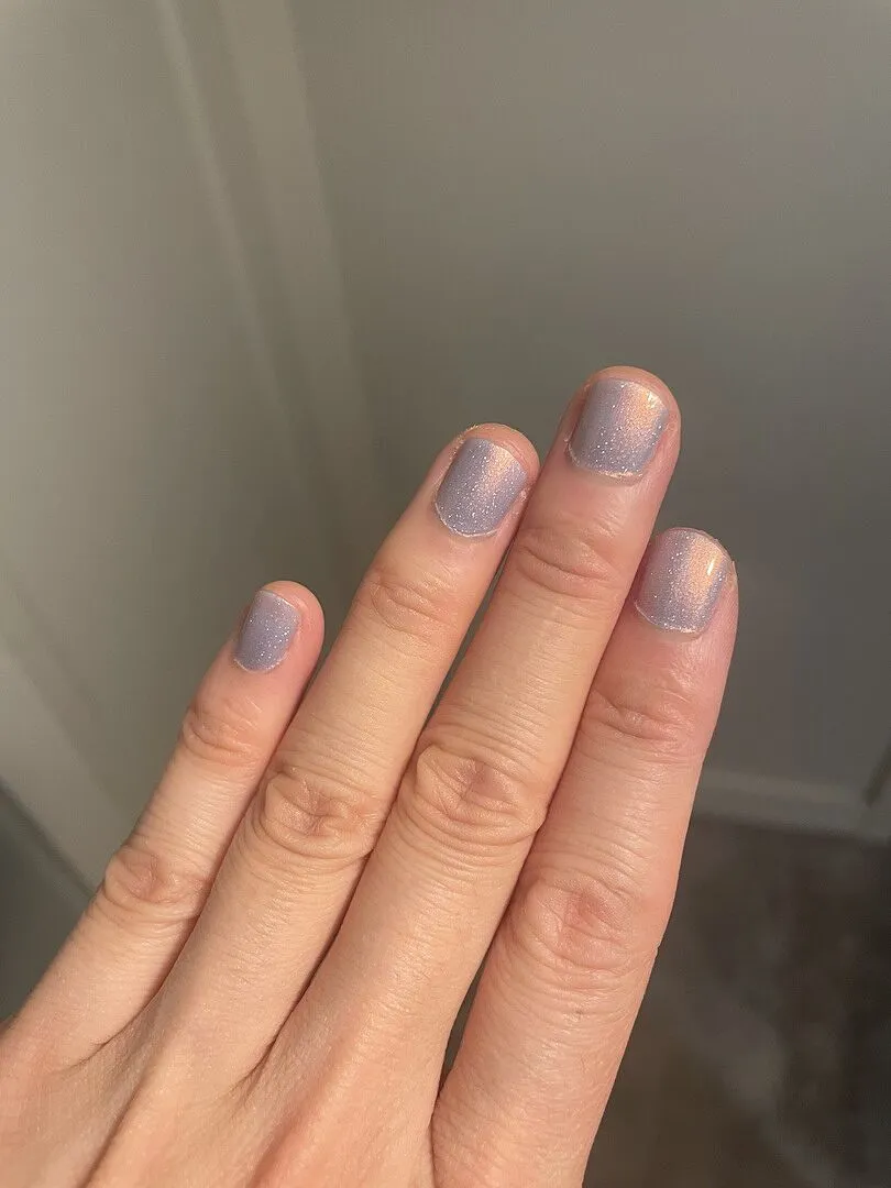 Cirque Colors Hygge nagellack sheer ljusblå kopparskimmer