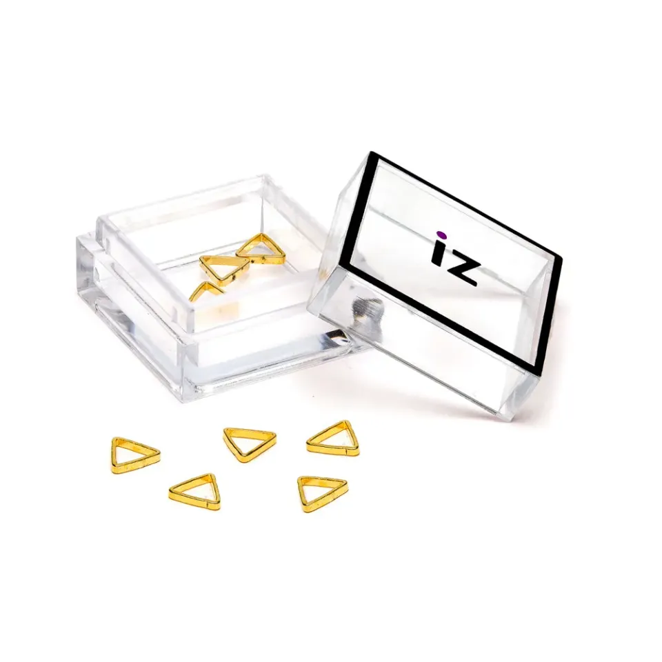 Iz Beauty Gold Triangle nagelstuds 10-pack 3D
