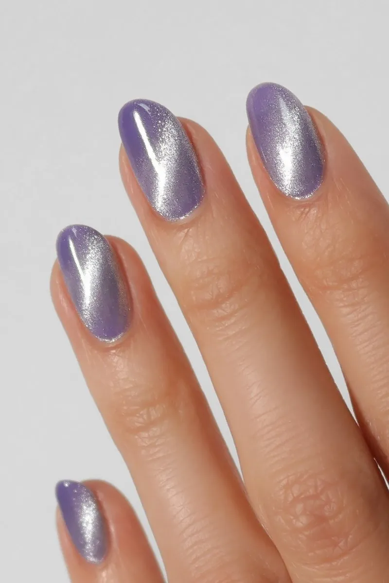 Cirque Colors Lush nagellack magnetiskt duvblått