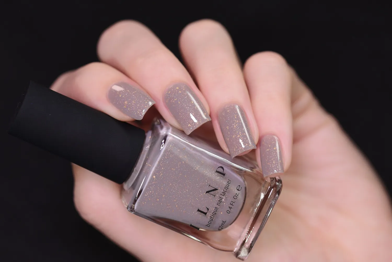 ILNP Sandcastle nagellack sandbeige koppar
