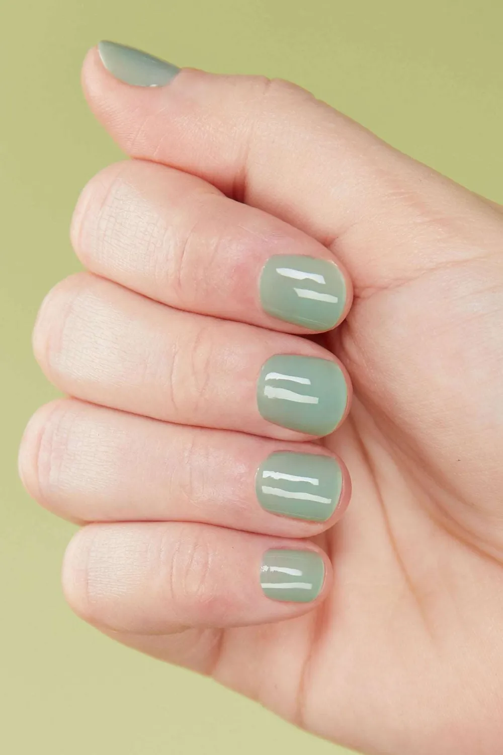 Cirque Colors Jade Jelly nagellack ljusgrön jelly