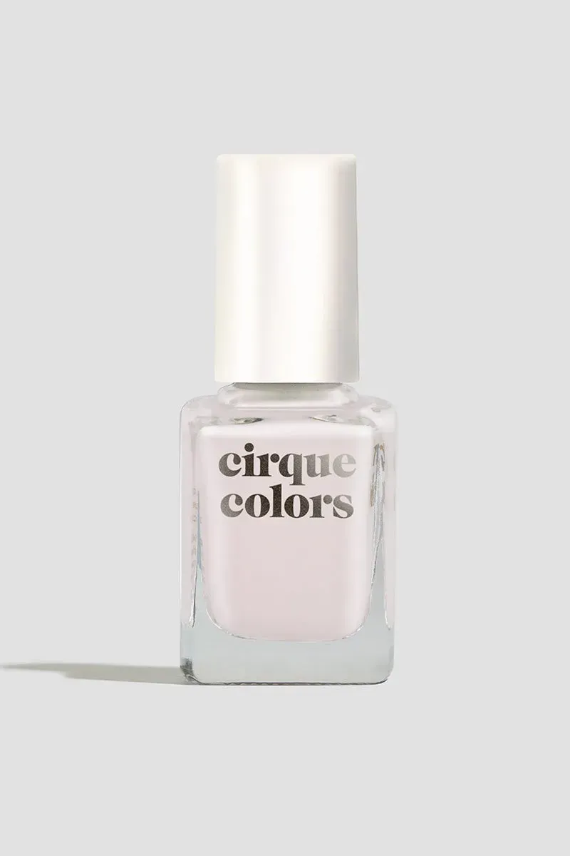 Cirque Colors Don't Forget the Cannoli nagellack beige-vit crème