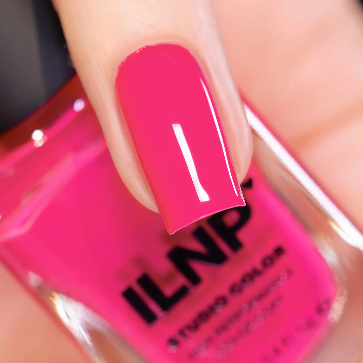 ILNP Daytrip nagellack hibiskusrosa neon kräm