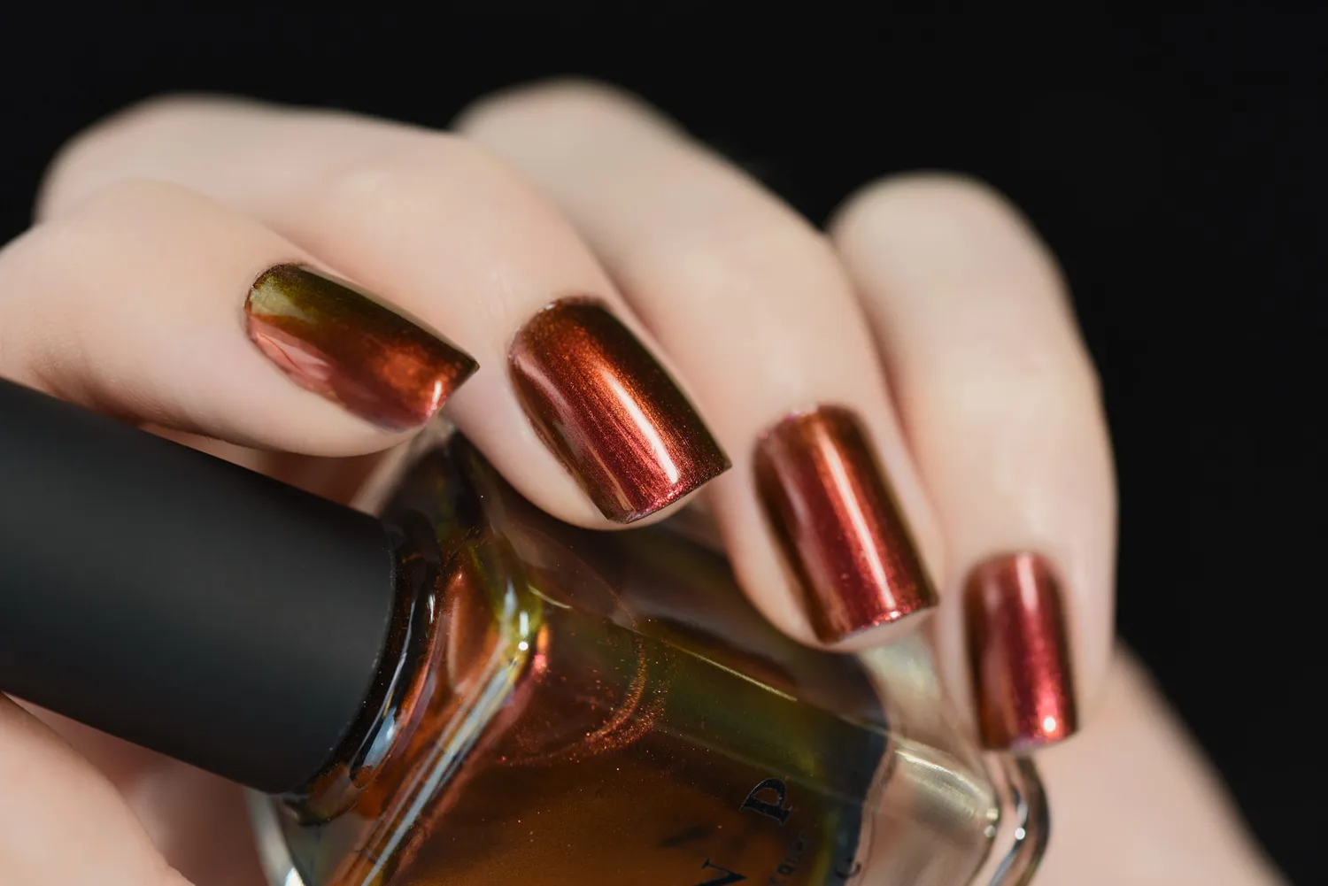 ILNP Greatness nagellack multikromt rödkoppar