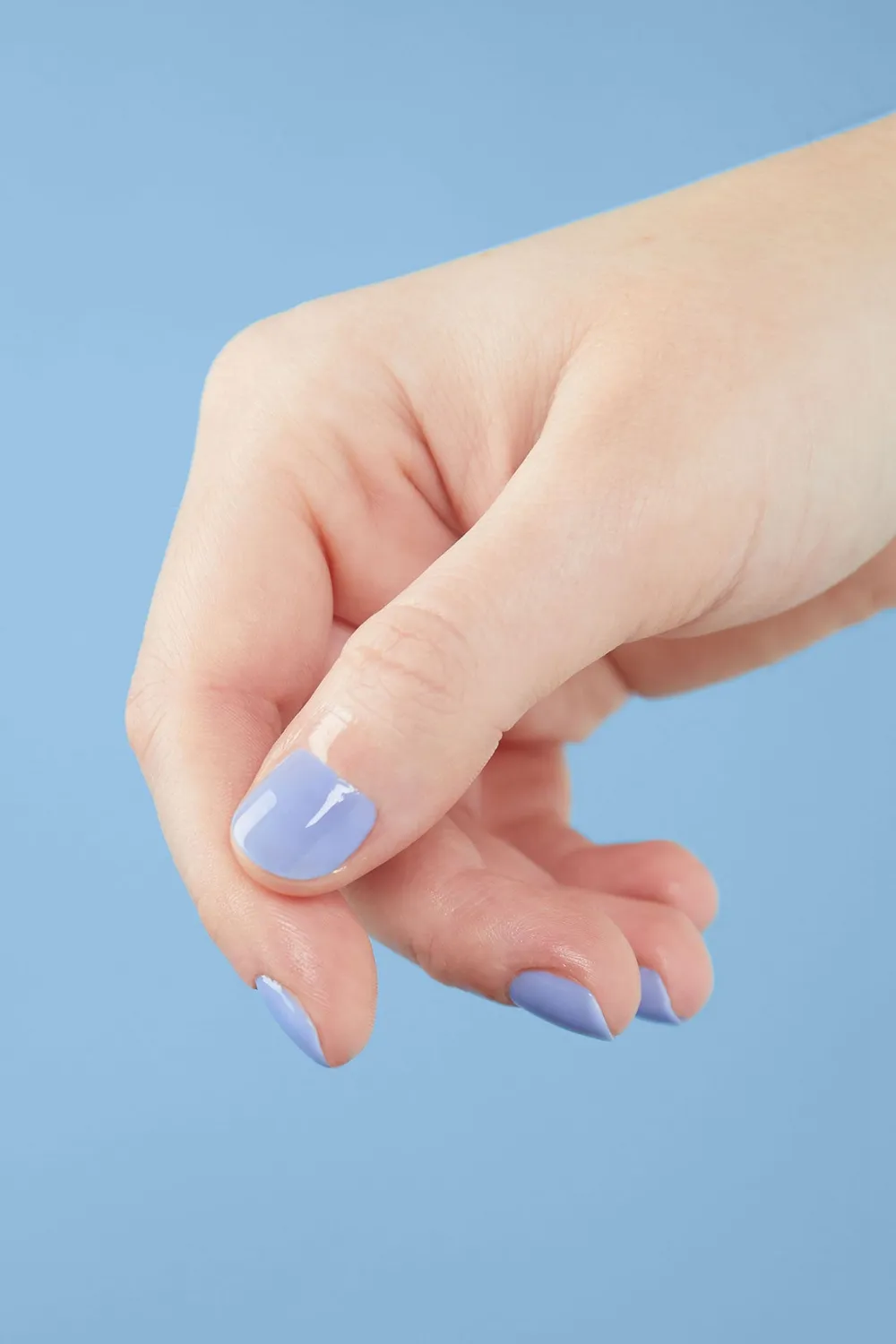 Cirque Colors Morningtide nagellack ljusblå sheer