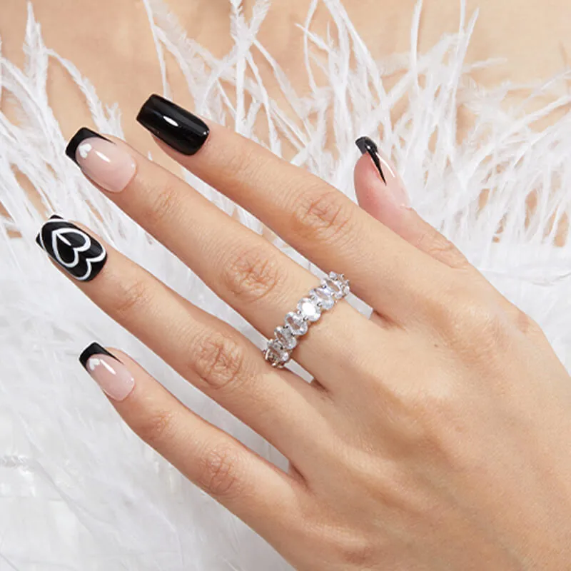Modelones Midnight Black nagellack svart krämig