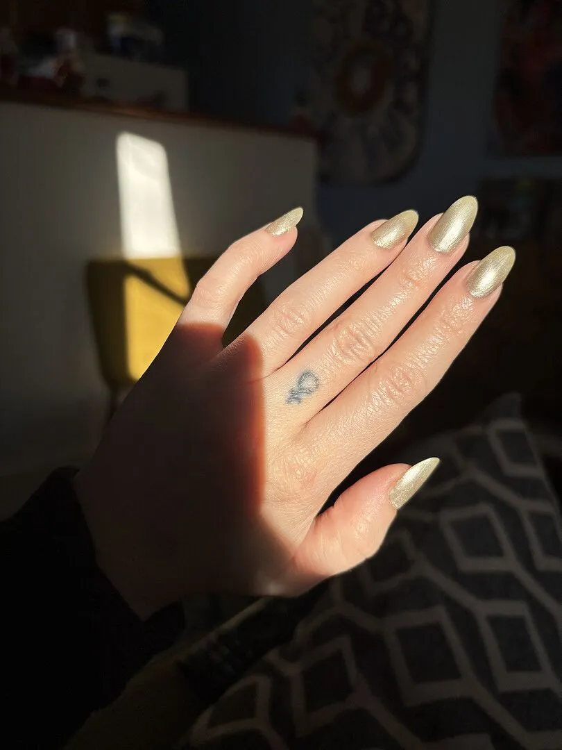 Cirque Colors Mother of Pearl nagellack magnetisk pärlemor