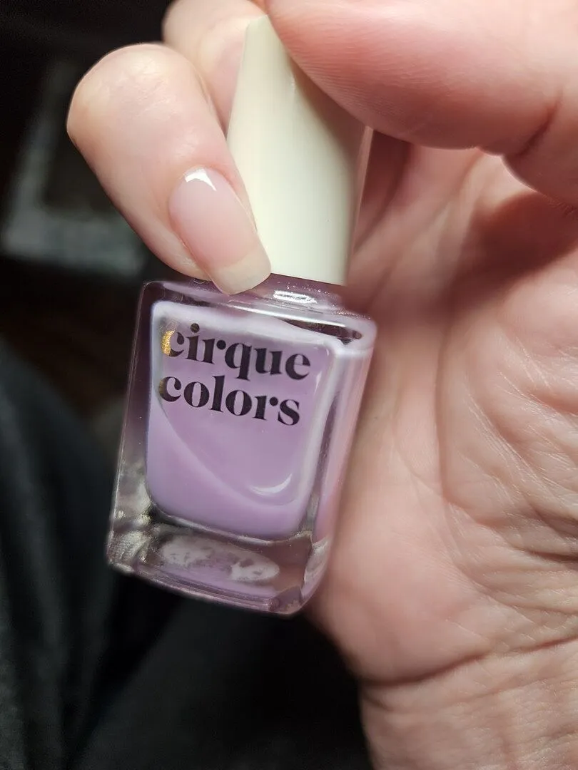 Cirque Colors Lavender Sky nagellack sheer lila