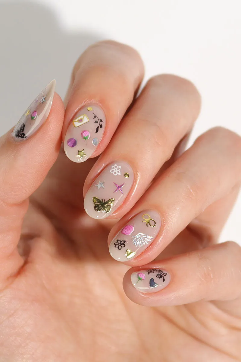 Cirque Colors Romance Me nagelstickers romantiska motiv