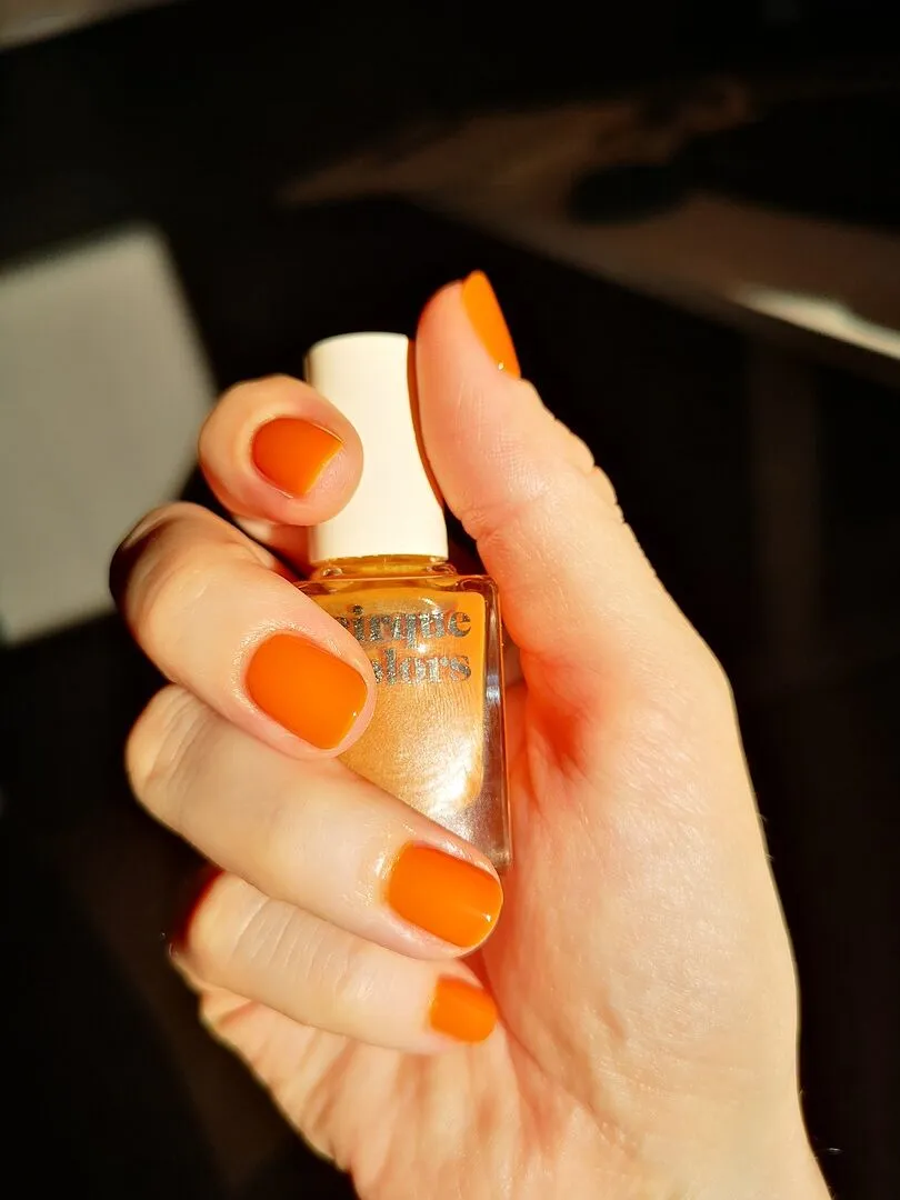Cirque Colors Mustard Jelly nagellack jelly gul