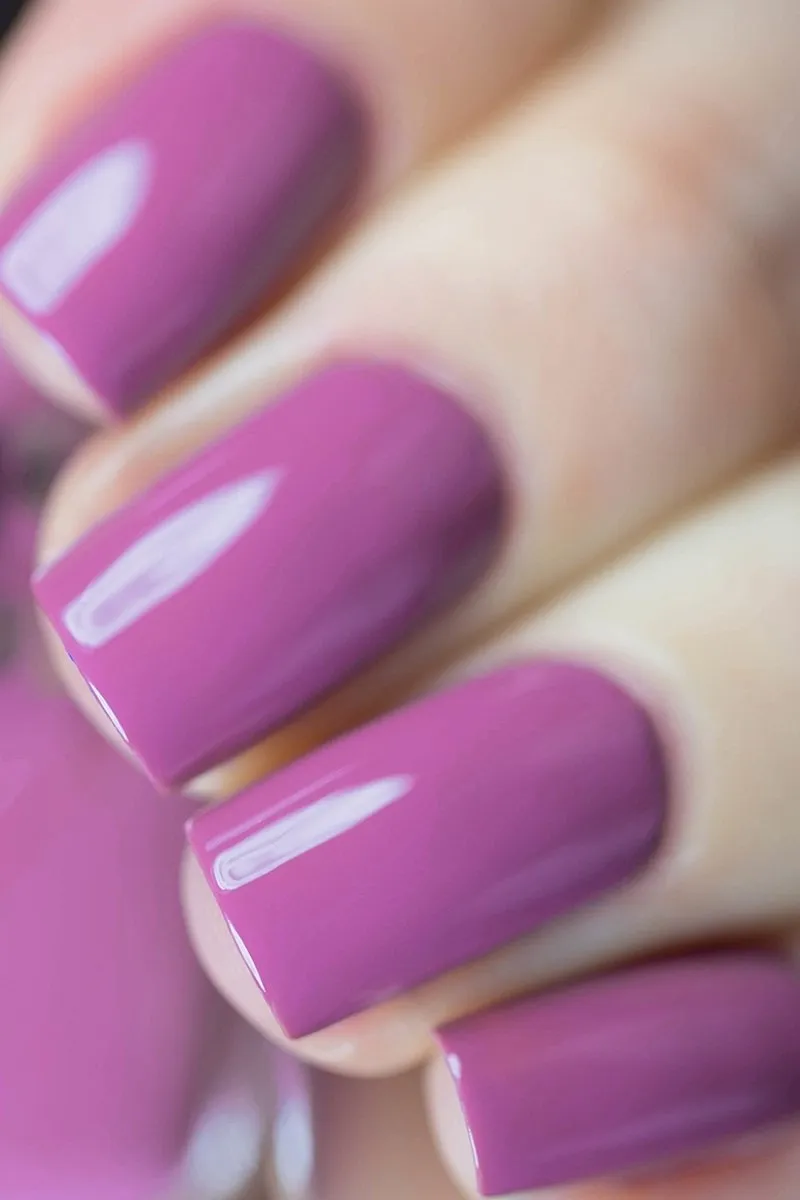 Cirque Colors Cosmopolitan nagellack lila crème