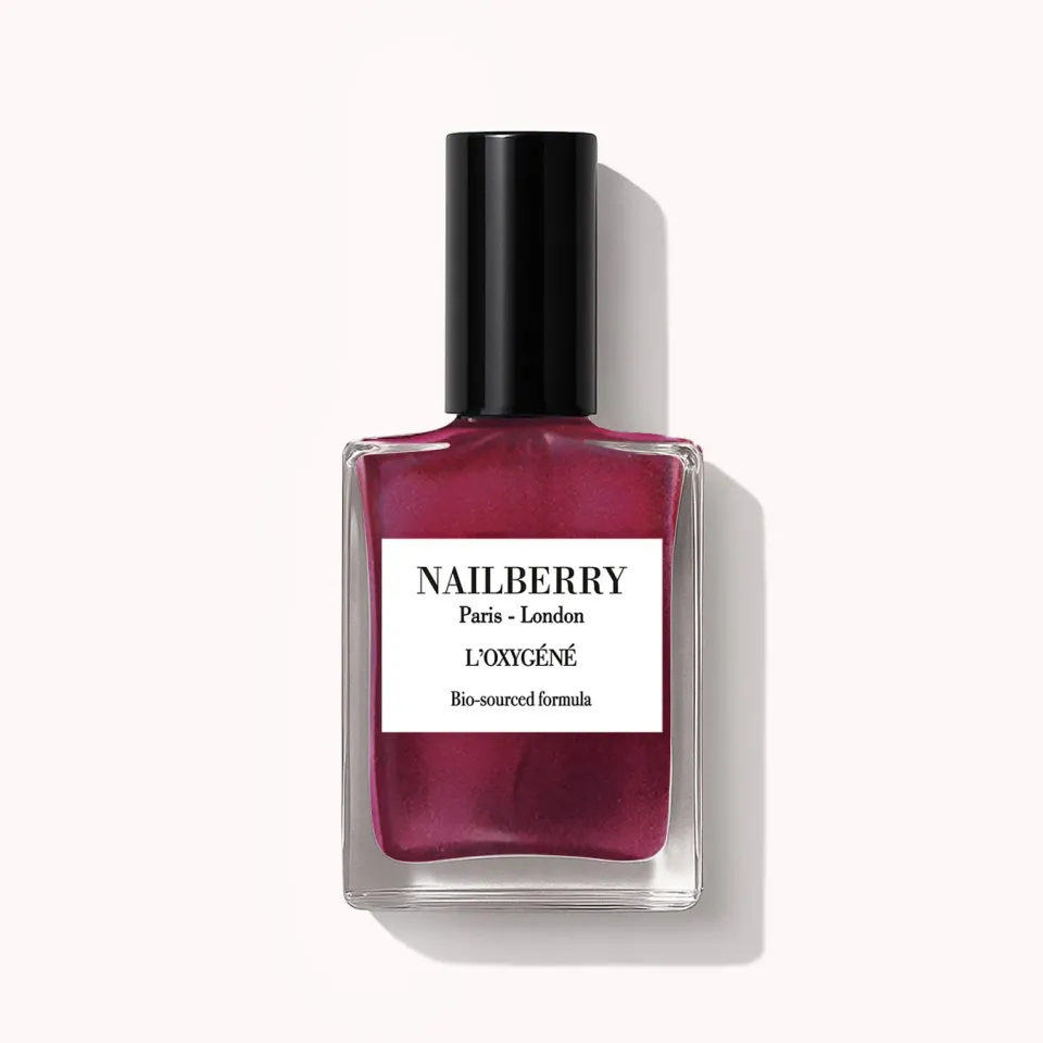 Nailberry Mystique Red nagellack 14 ml skimrande
