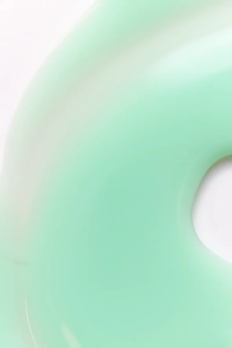 Cirque Colors Honeydew crelly nagellack pastellgrön