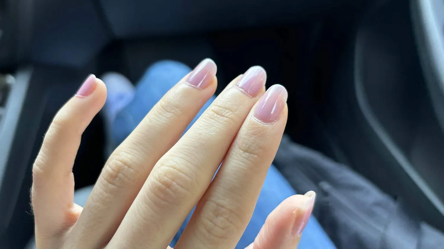 Cirque Colors Lavender Sky nagellack sheer lila