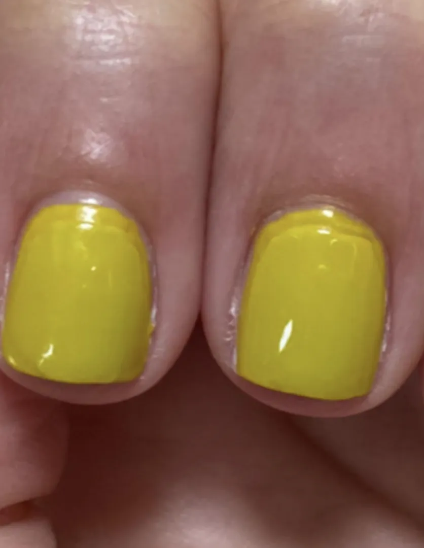 Cirque Colors Hustle nagellack chartreuse kräm