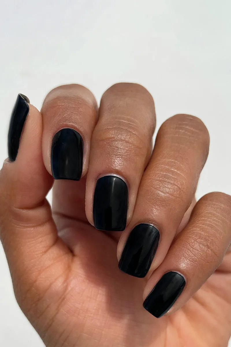 Cirque Colors Yin Yang Duo nagellack svart vit 2-pack