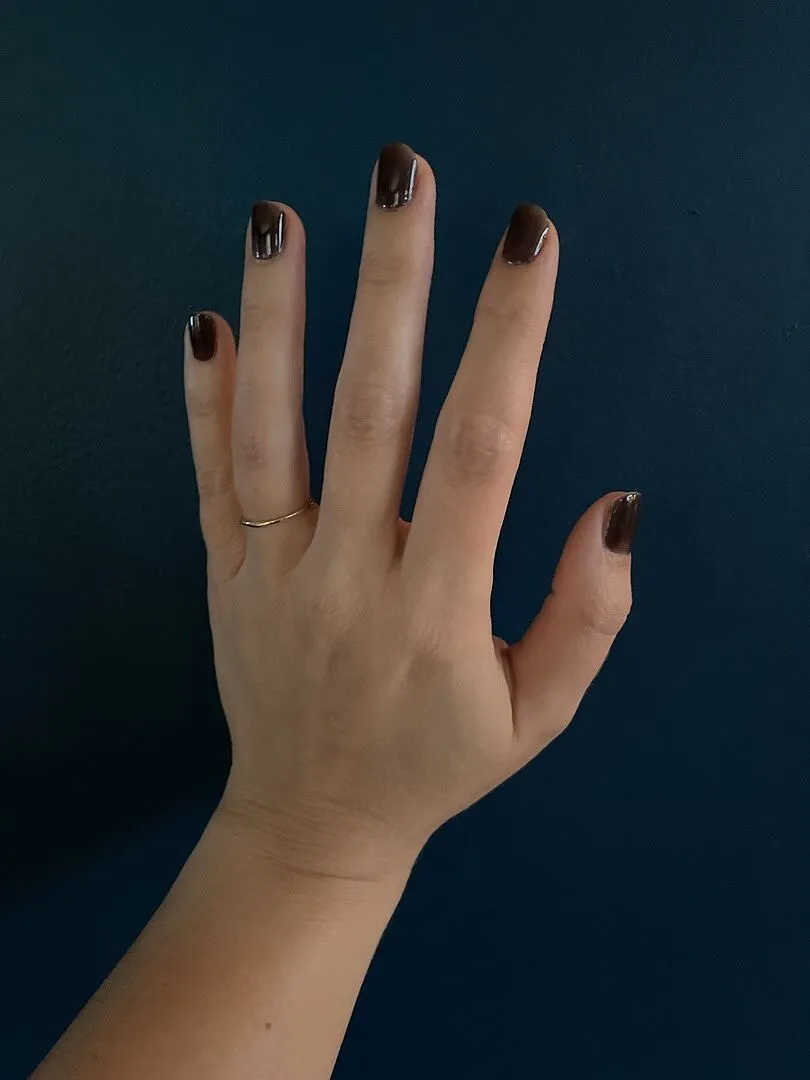 Cirque Colors NSFW Jelly nagellack svart transparent