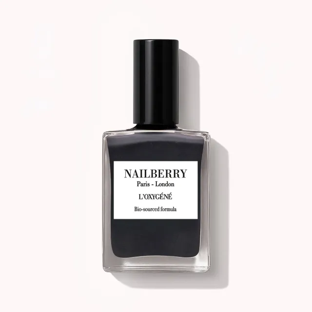 Nailberry Wild At Heart nagellack 14 ml mjuk svart