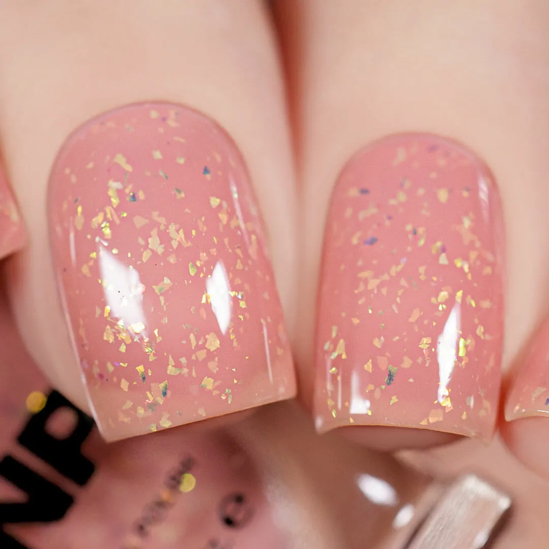 ILNP Golden Hour Whisper nagellack rosa iriserande jelly