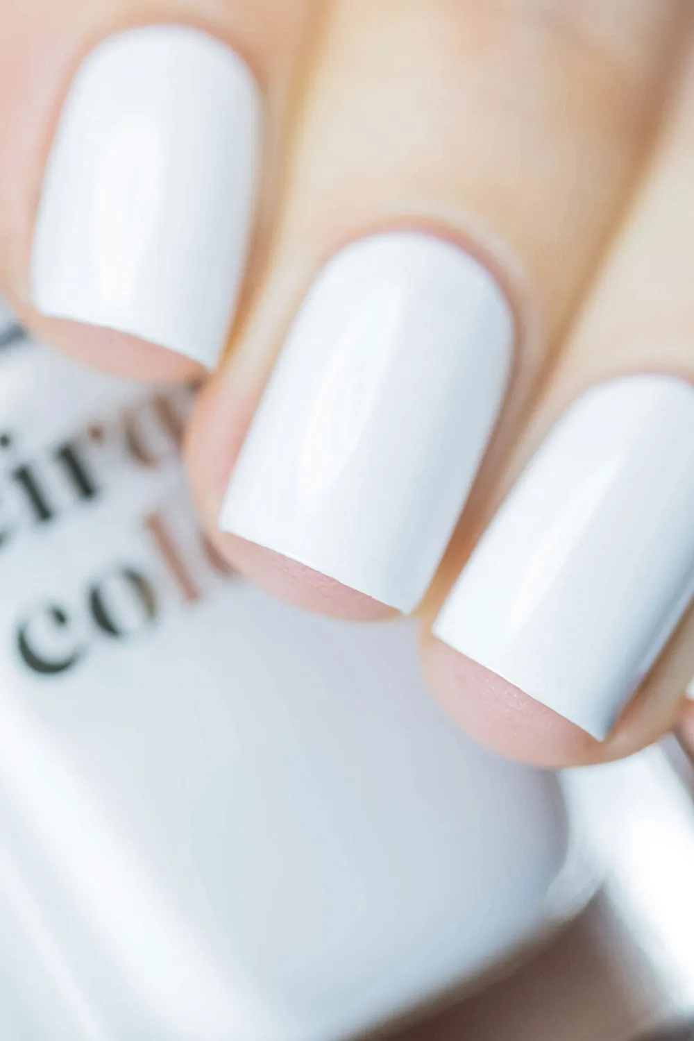 Cirque Colors Carpe Diem nagellack vit kräm