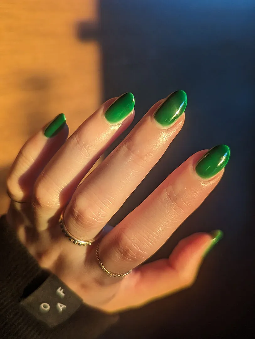 Cirque Colors Kelly Jelly nagellack jelly grön