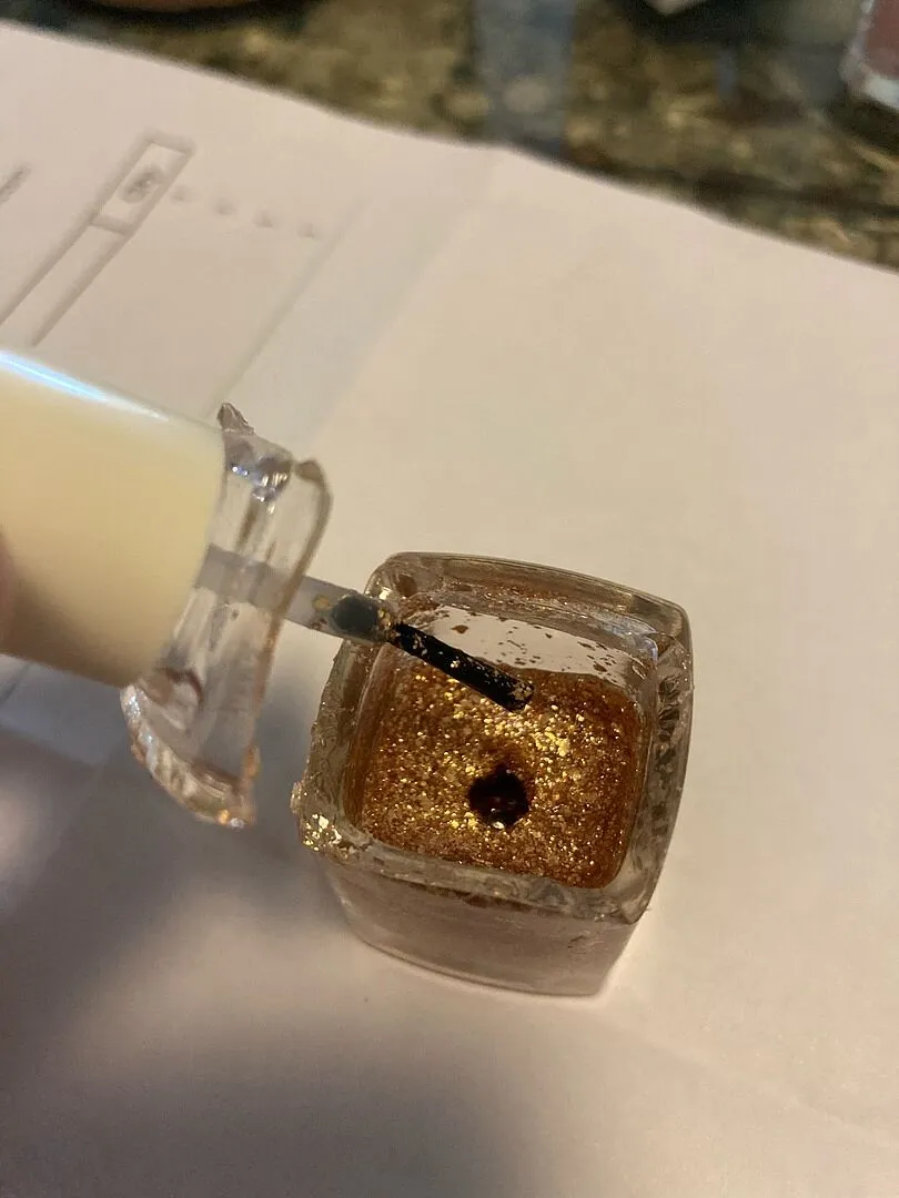 Cirque Colors Sun-Kissed topper guld metallic