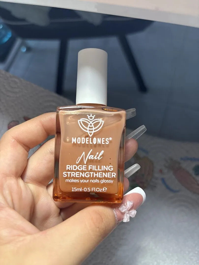 Modelones Nail Care nagelstärkare Clear ofärgad