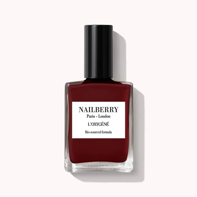 Nailberry Grateful nagellack 14 ml mörk bordeaux